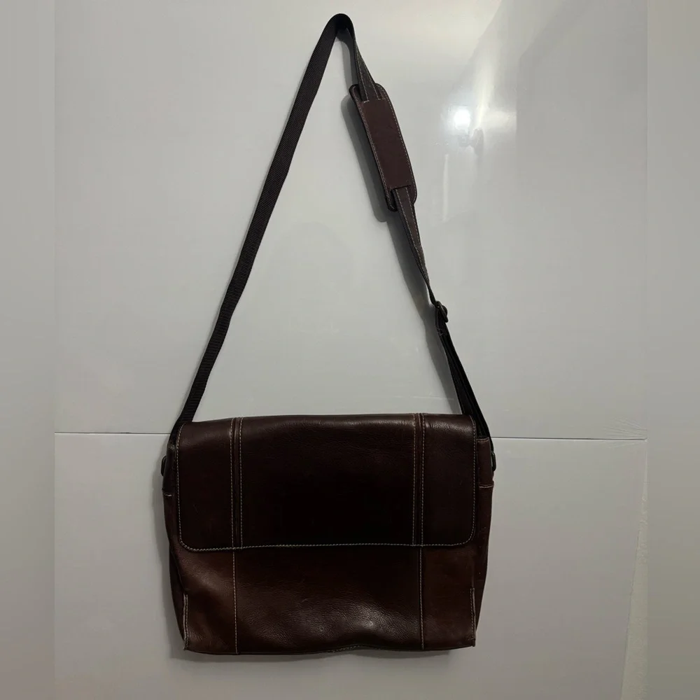 Pelle Studio Dark Brown Leather Messenger Bag